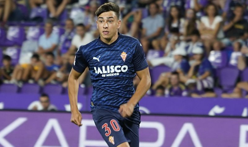 El hijo del exjugador de la UDS, Raúl Lozano, debuta en Segunda División