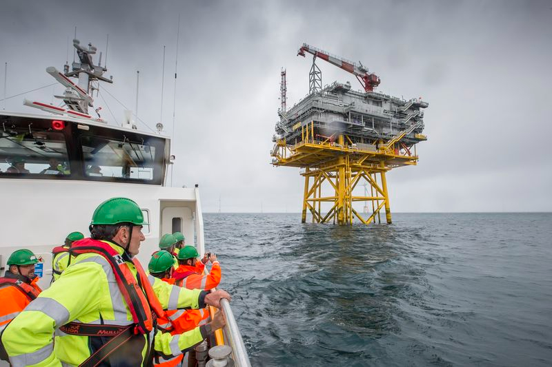 El salmantino que lidera dos proyectos eólicos marinos en Francia y Alemania