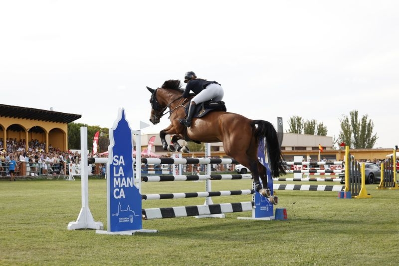 Salamanca acude fiel a su cita anual con el LXXII Concurso Hípico Nacional de Saltos de Obstáculo