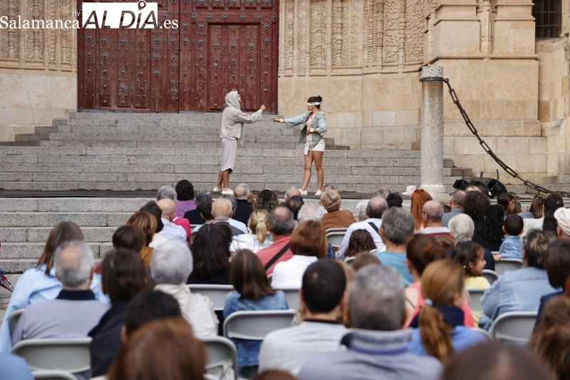 El espectáculo Desprovisto ambienta el Patio Chico