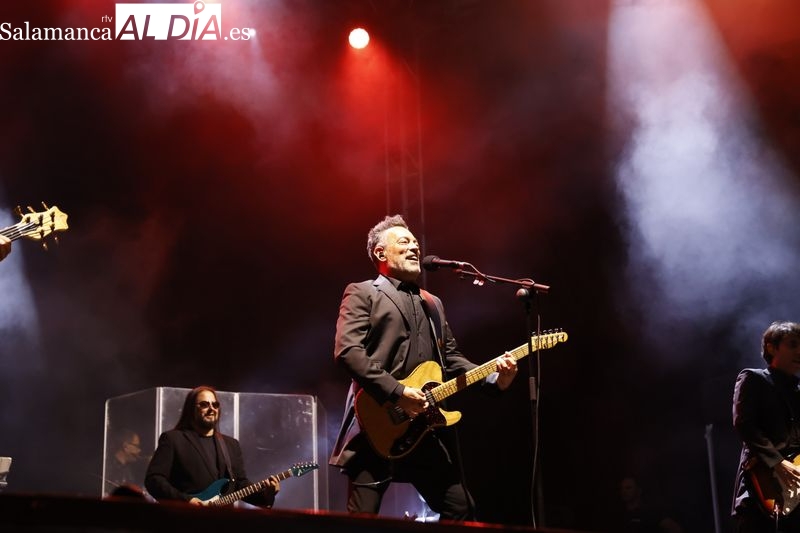 Café Quijano pone el broche de oro con su concierto en la Plaza Mayor