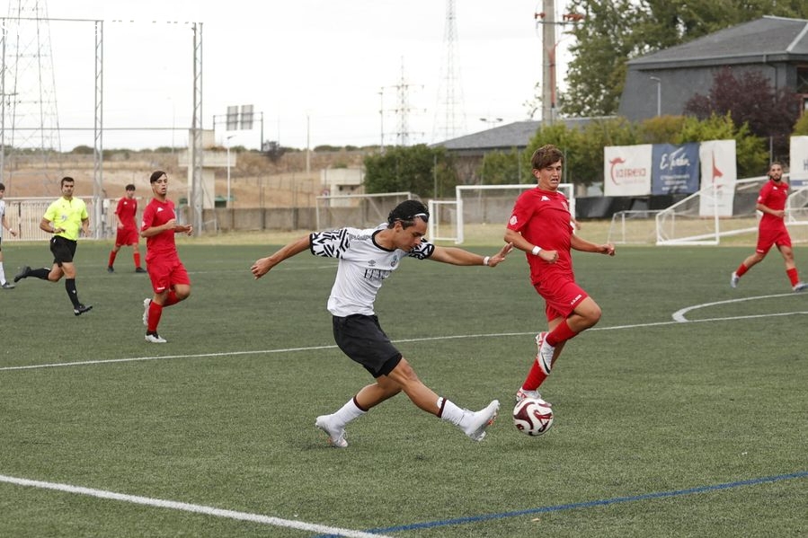El Juvenil A del Salamanca UDS debuta en Liga Nacional rescatando un punto en el añadido (2-2)