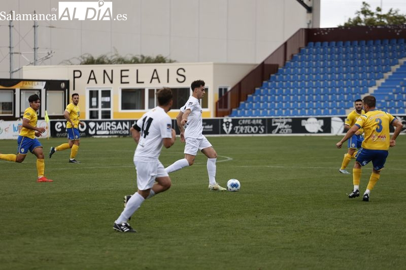 El Aficionado del Alba de Tormes recibe al Sporting Carbajosa