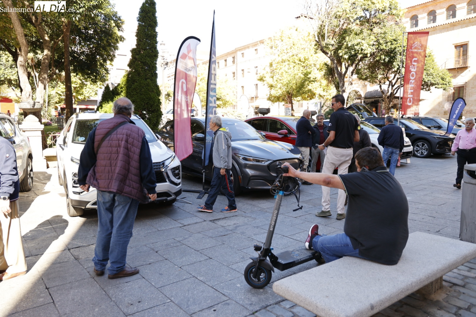 Una veintena de marcas automovilísticas, en la exposición de vehículos limpios 