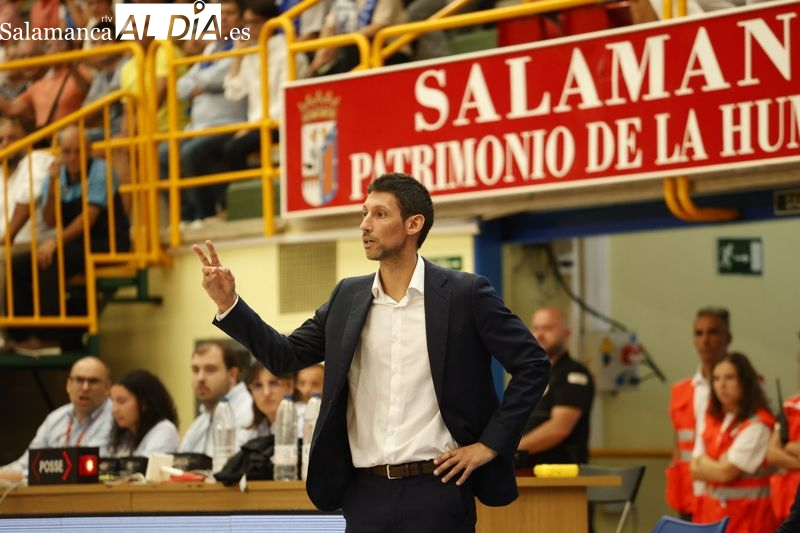 Pepe Vázquez: El tercer cuarto es bastante malo del Perfumerías Avenida y no nos puede volver a pasar porque nos fuimos del partido