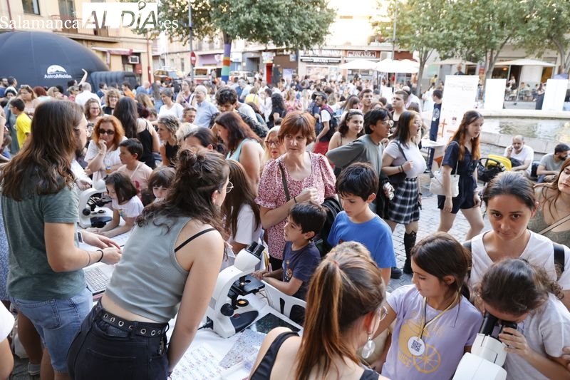 La Noche europea de los investigadores, un éxito en la Plaza del Oeste
