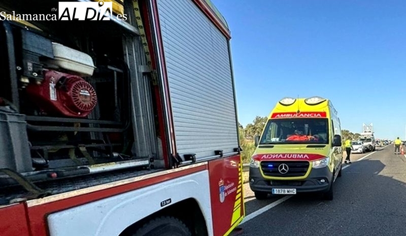 Un turismo da varias vueltas de campana y vuelca en Monterrubio de Armuña