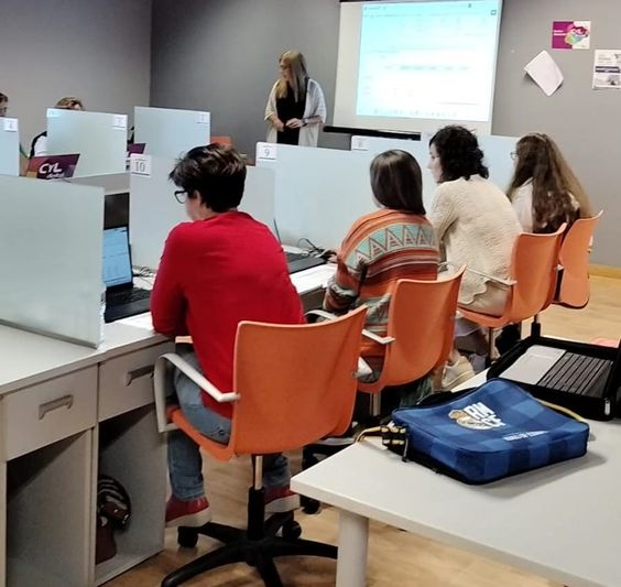 La Casa Molino inicia un curso sobre el certificado digital