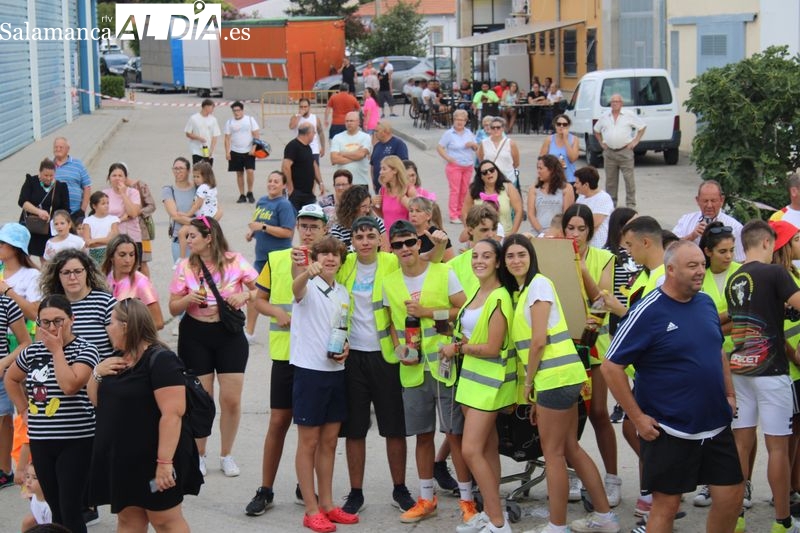 Los navaleños siguen disfrutando de sus fiestas con el chupinazo 