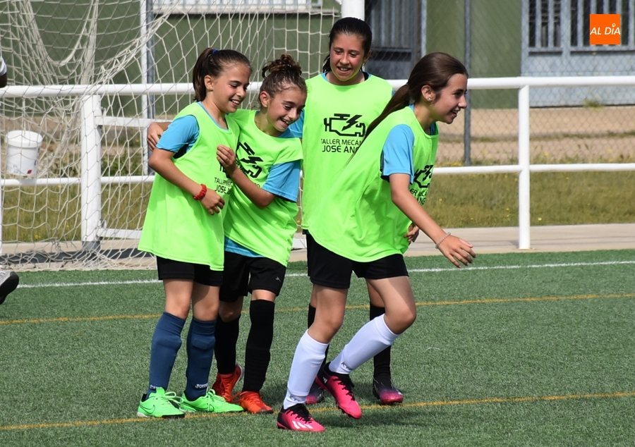 El Ciudad Rodrigo CF inscribe por 1ª vez un equipo íntegramente femenino