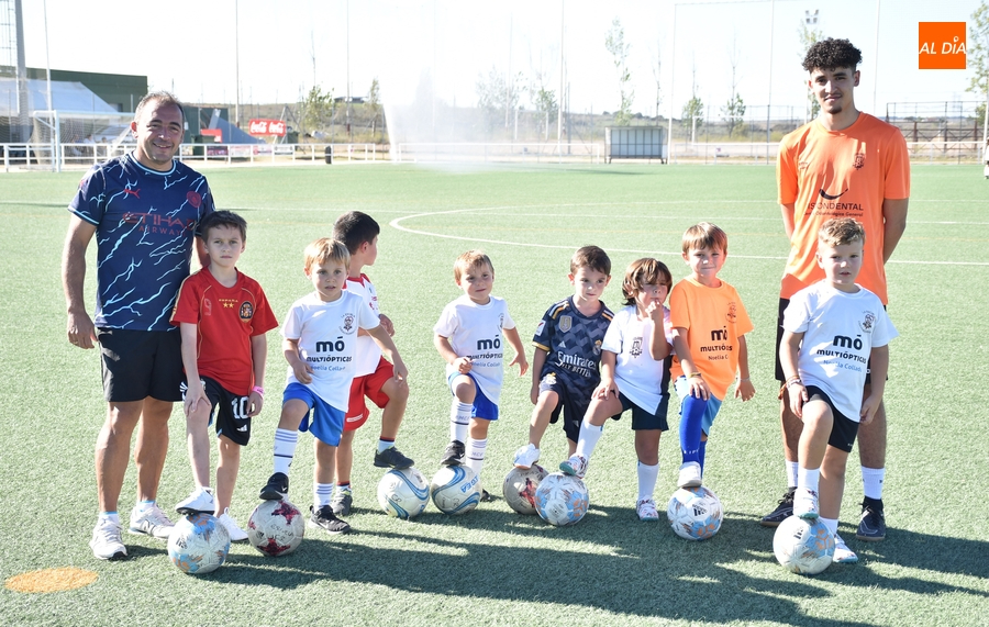 La Escuela del Ciudad Rodrigo CF abre la temporada con una docena de chavales