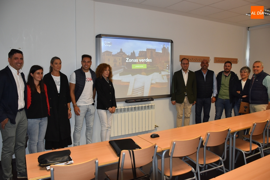 Renovada por completo la web ViveCiudadRodrigo.es