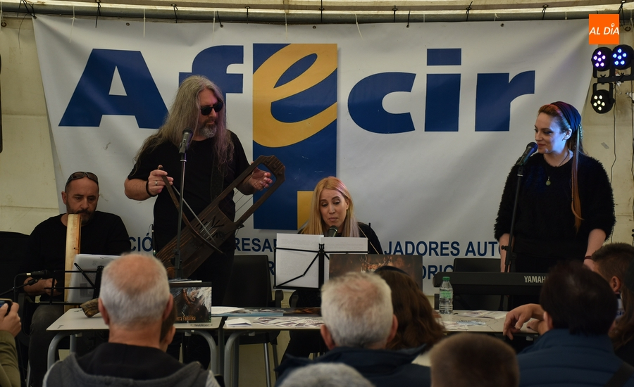 Micelio ofrecerá el sábado un concierto de entrada gratuita en el Albergue La Concha