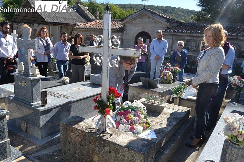 Flores para recordar la heroicidad bejarana