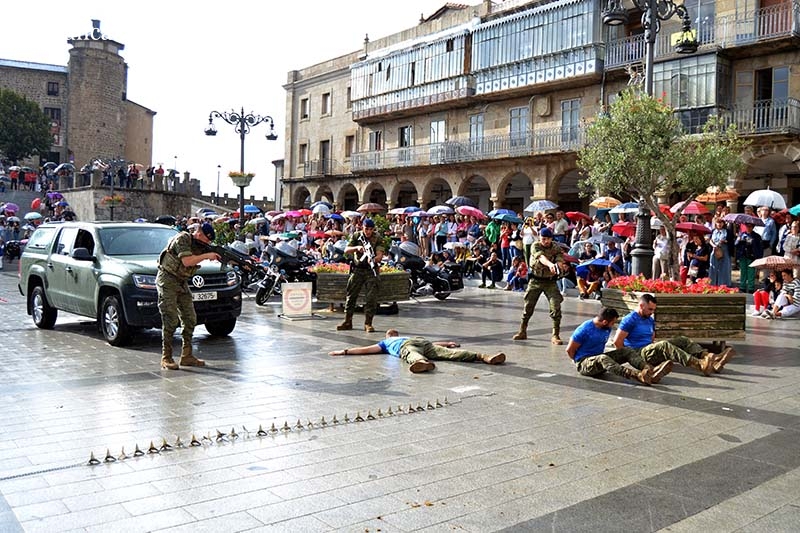 Espectacular exhibición de la Guardia Real en Béjar