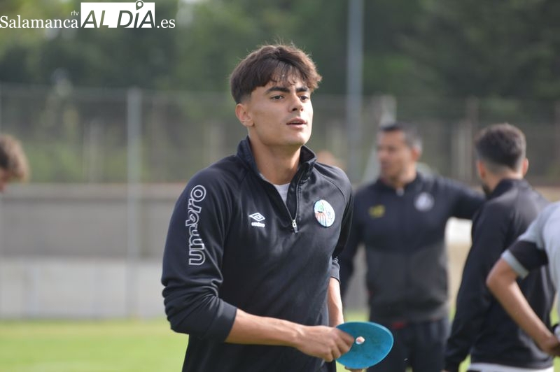 Jorge de Vicente: Es el primer partido de Liga en el Helmántico y tenemos que ascender sí o sí, así que ojalá se animen a venir