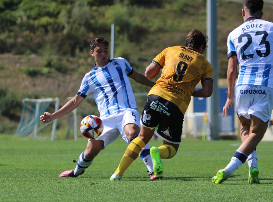 Unionistas no dobla rodilla en Zubieta y Ramiro rescata un punto marcado por la polémica actuación arbitral (1-1)