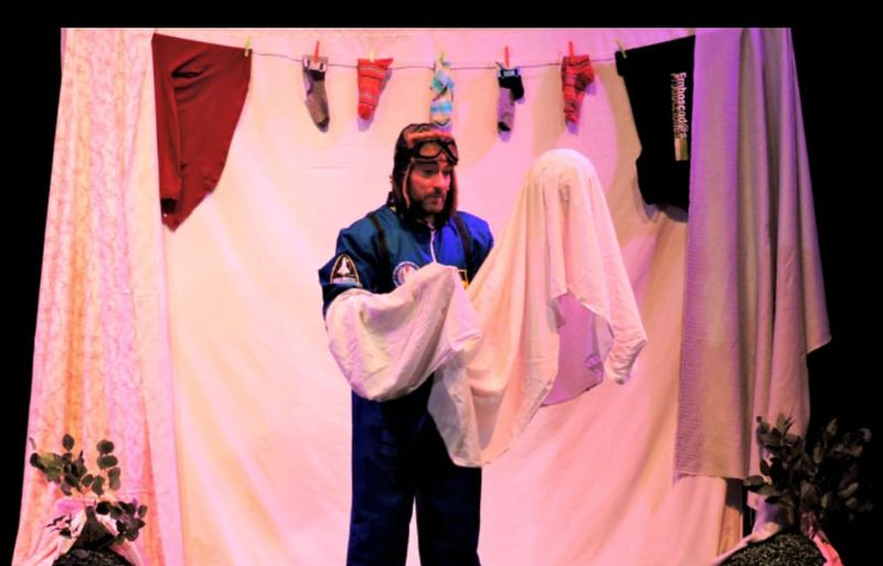 El teatro gratis, para gente menuda y el resto de público, vuelve a la Casa de las Conchas