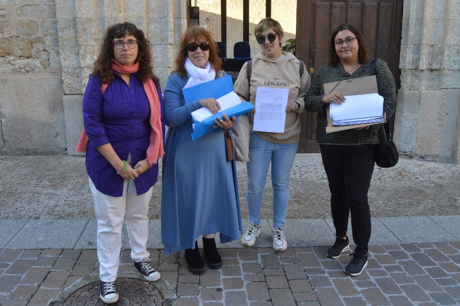 Presentadas más de 4.000 firmas para exigir la vuelta de la Asociación de Bomberos Voluntarios