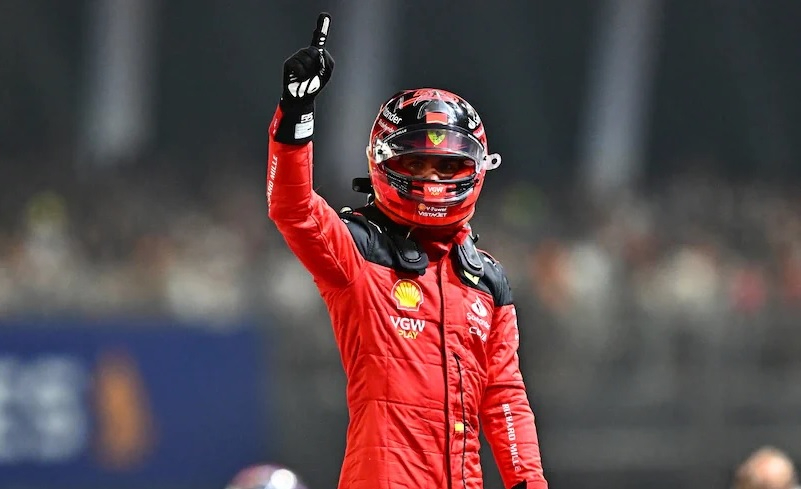 Carlos Sainz logra en Singapur la segunda victoria de su carrera