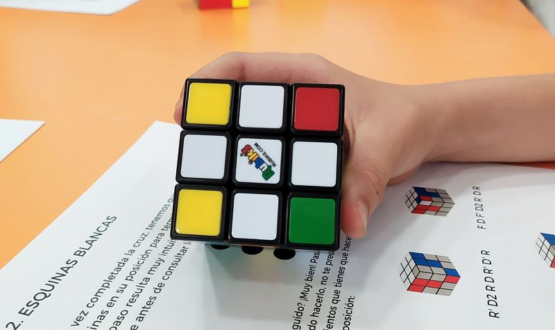 El Centro Comercial El Tormes acoge este fin de semana la 1ª Competición de Speedcubing