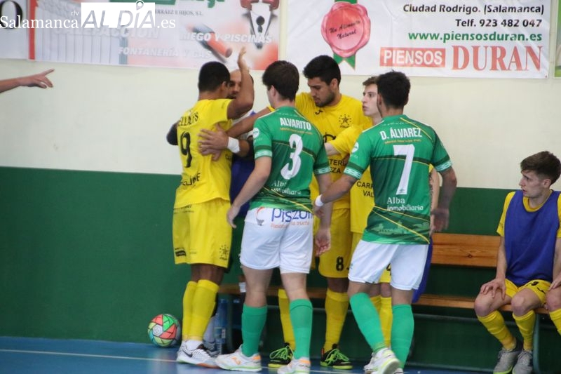 Denuncian insultos racistas en el Piensos Durán Albense vs Stellae FS