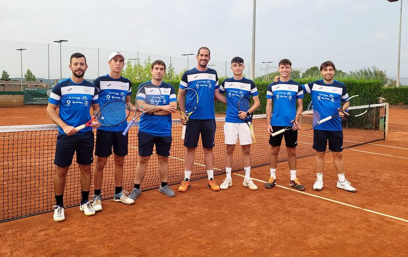 Pistoletazo de salida al Campeonato de España para el Club de Tenis de Alba de Tormes