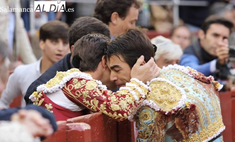 Larga vida, maestros