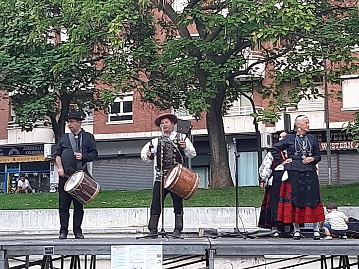 La danza del Vientre y El Mariquelo, protagonistas en el Parque Picasso