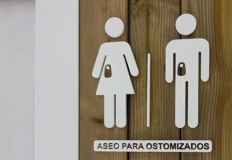 El Centro Comercial El Tormes instala el primer aseo para ostomizados de Salamanca fuera de centros sanitarios