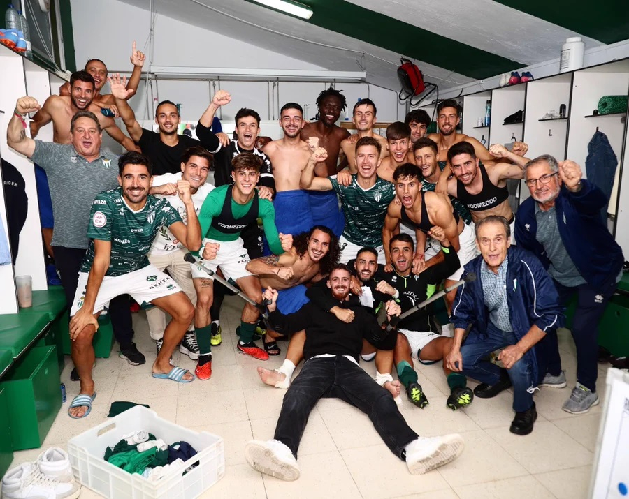 El CD Guijuelo, uno de los colíderes de su grupo tras la primera jornada de Liga