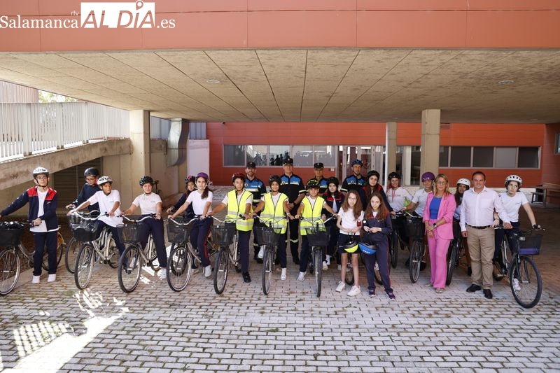 Escolares salmantinos aprenden las normas de tráfico con la Policía Local