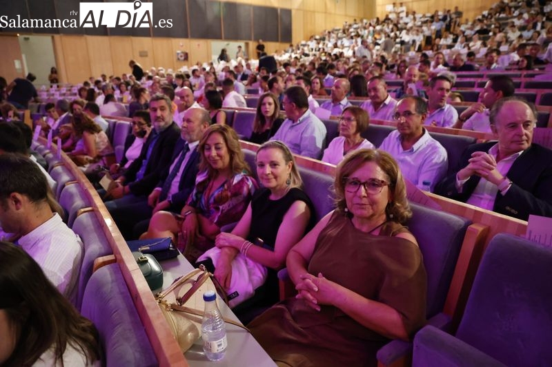 Queso y humor en el Palacio de Congresos de Salamanca