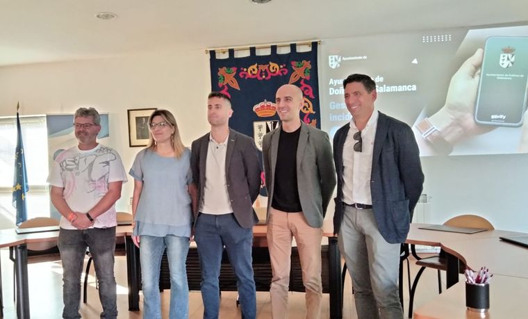 El Ayuntamiento de Doñinos presenta una app para facilitar el día a día de sus vecinos