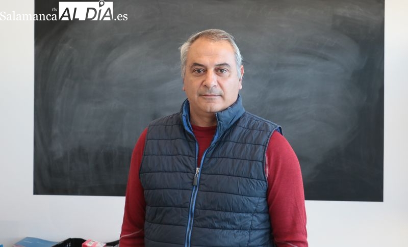 No podemos atender a todos los animales que se ponen enfermos, por lo que hemos tenido que dispensar medicamentos a los ganaderos para que los traten