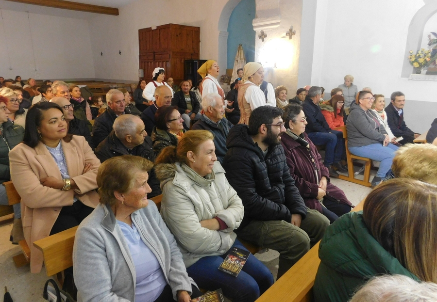 Aplaudida representación de ‘Buscando a Nebrija’ en Alba de Yeltes