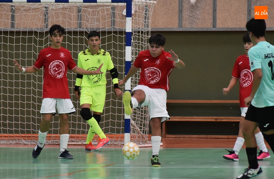 Nueva suspensión masiva de los partidos del III Columnas por la falta de árbitros