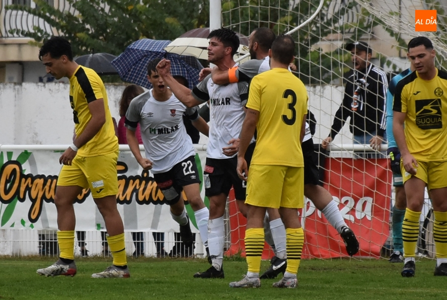 El Ciudad Rodrigo se aúpa a la 2ª plaza con un solitario gol de Isma dentro de un carrusel de ocasiones