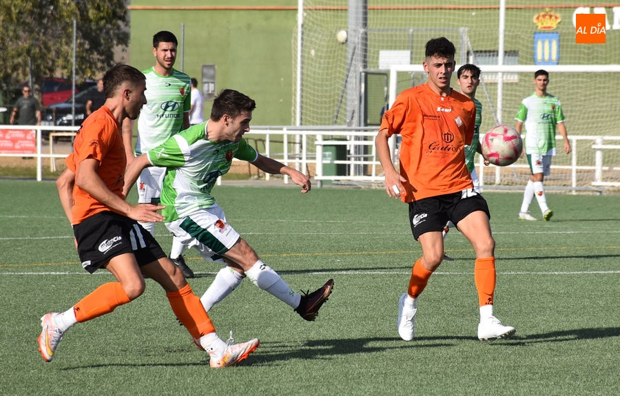 El final de la 1ª parte condena a la UD Mirobrigense ante el Sporting Carbajosa