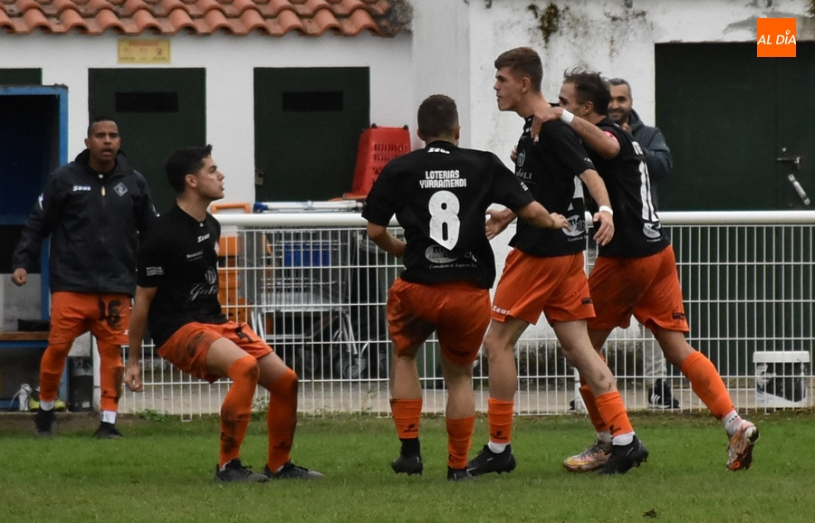 La UD Mirobrigense debuta en el Francisco Mateos venciendo al Alba de Tormes
