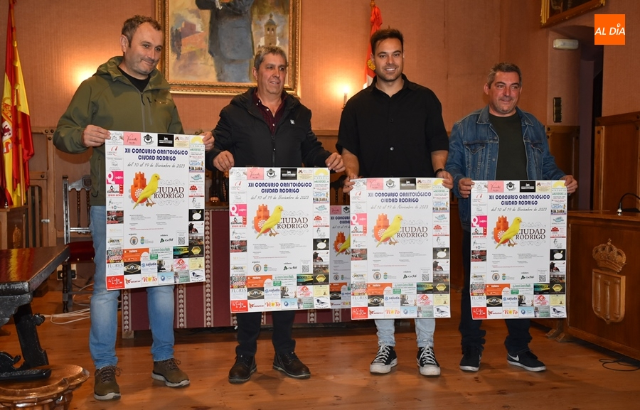 El edificio de la Estación de Tren repite como escenario del Concurso de Ornitología