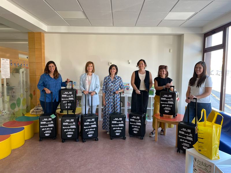 Las Maletas Viajeras de Guijuelo llevarán más de 200 libros a escolares