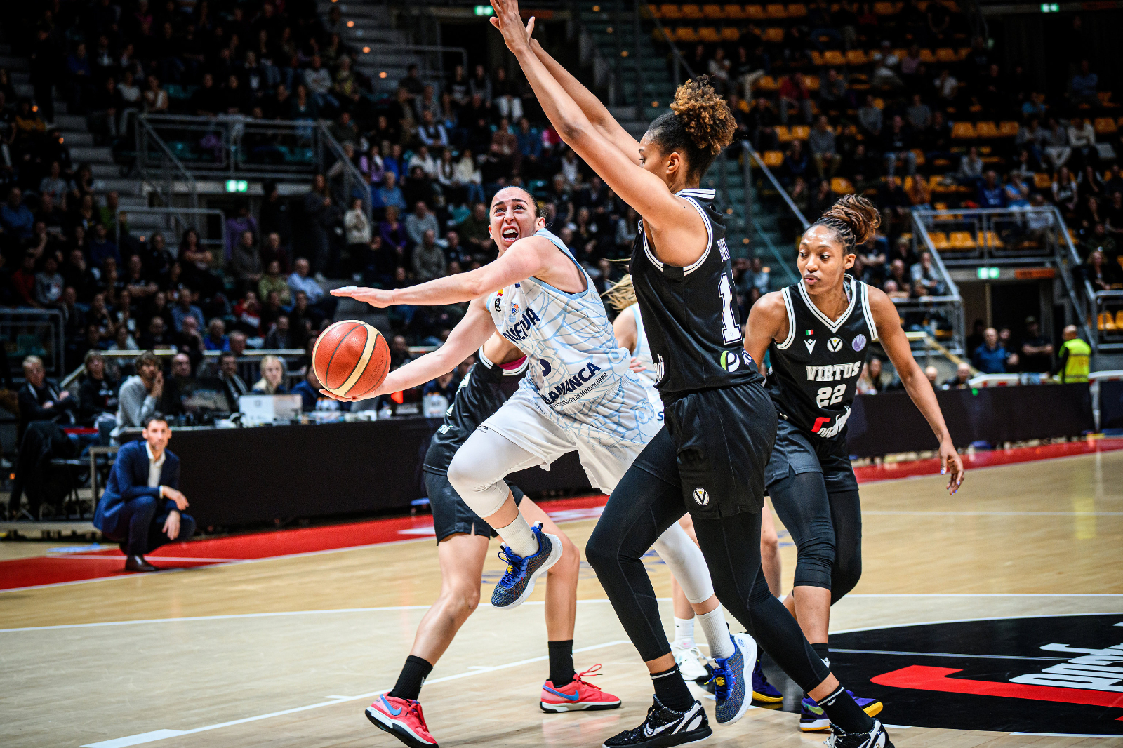 El Perfumerías Avenida pierde su condición de invicto en Euroliga