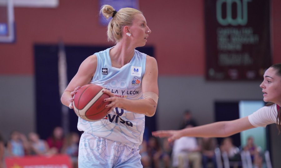 El Perfumerías Avenida acaba con sus problemas gracias a una sólida victoria en casa del Barça (49-60)