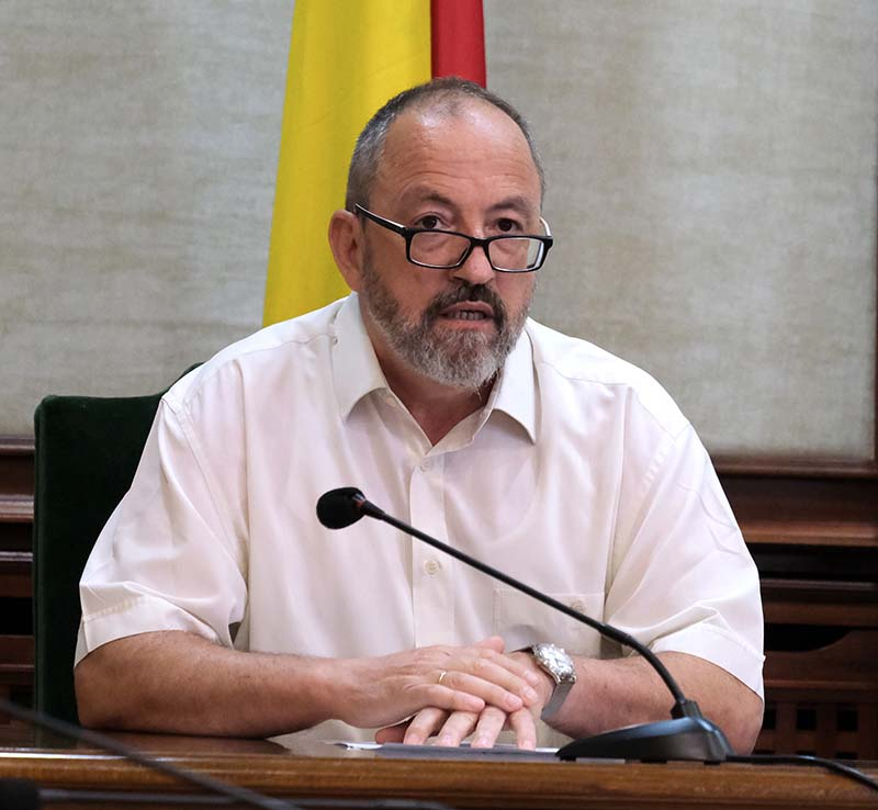 Presentación del trabajo de Francisco García sobre el instituto de Béjar