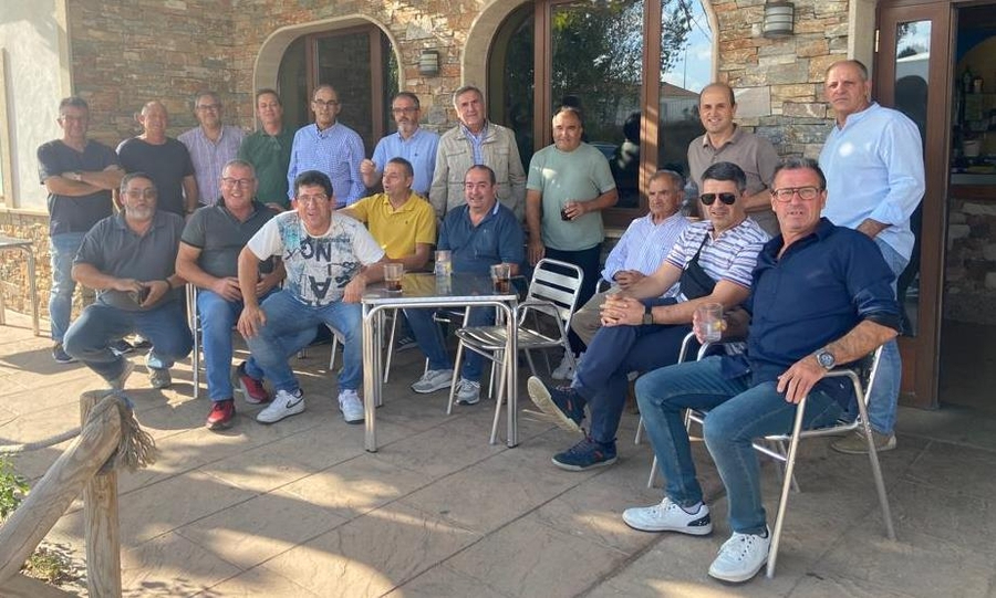 La sección de futbito del Cristo Piché se reencuentra para homenajear a Matías y Chuchi