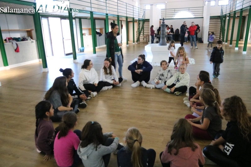 Arranca en Vitigudino una Escuela de baile con 36 niños