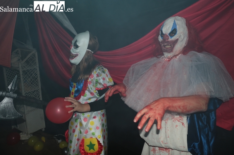 Noche de miedo auténtico en Vitigudino con el Túnel del Terror de Vitiriteros