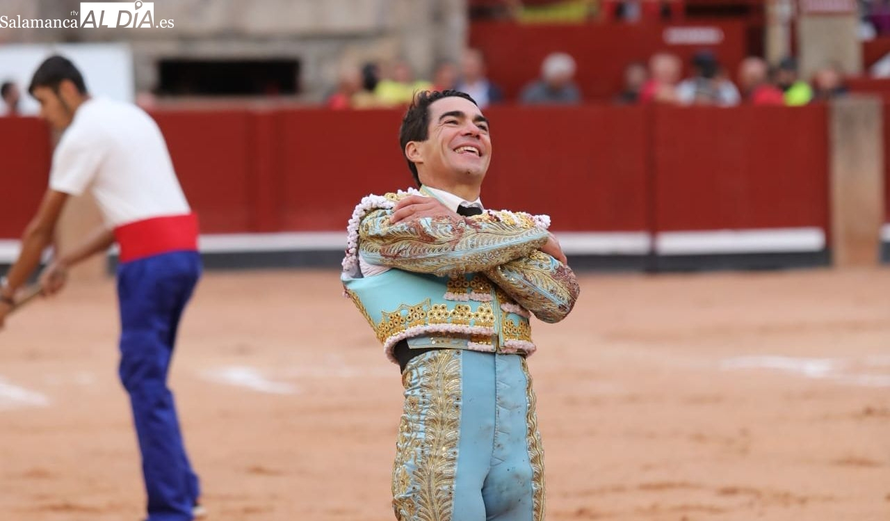 Domingo López-Chaves, galardonado con el XVI Trofeo Bordados Modes