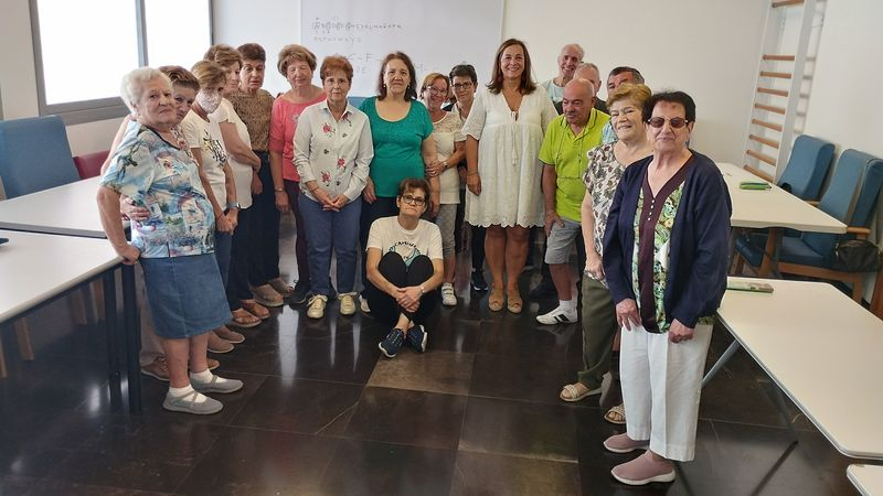 El taller de memoria inaugura la programación del nuevo curso para los mayores de Santa Marta